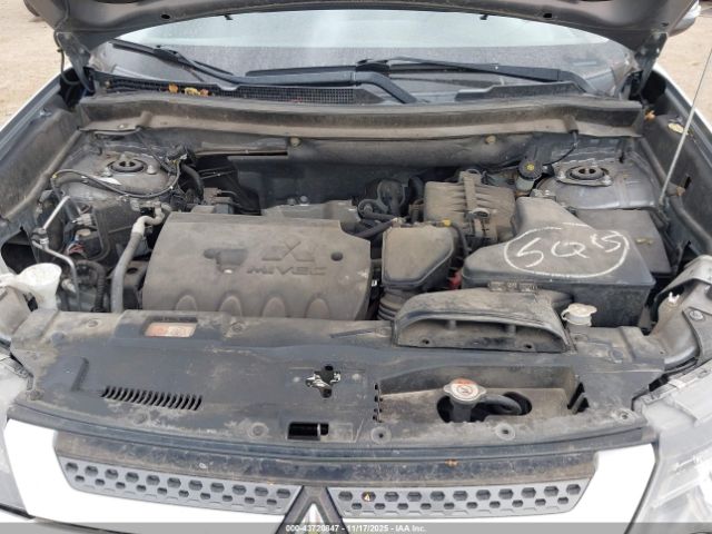 2020 MITSUBISHI OUTLANDER JA4AZ3A31LZ024905 Photo 9