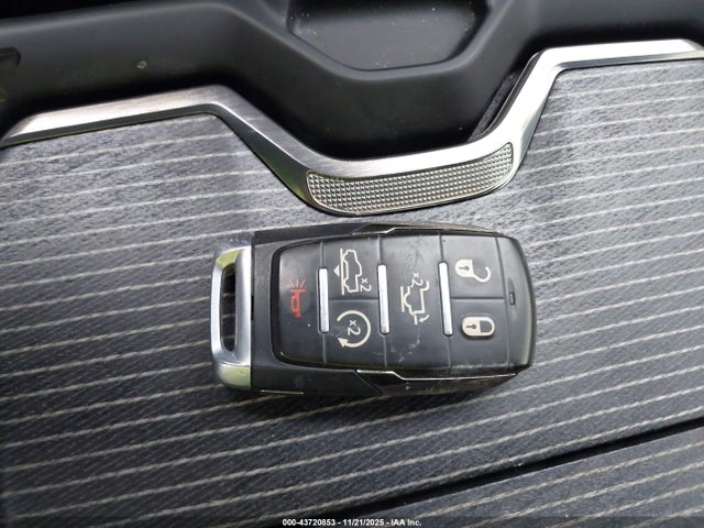 43720853 :رقم المزاد ، 1C6SRFHT7KN903257 vin ، 2019 Ram 1500 Limited  4x4 5'7 Box مزاد بيع