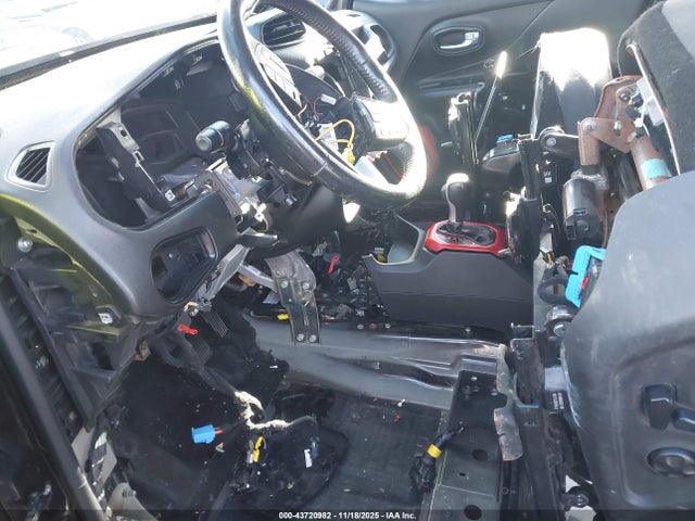 2016 JEEP RENEGADE ZACCJBCT5GPD01198 Photo 5