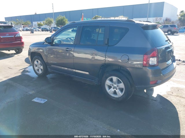 2017 JEEP COMPASS 1C4NJCEB0HD162942 Photo 2