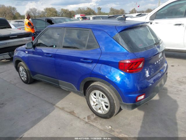 2021 HYUNDAI VENUE KMHRB8A31MU067905 Photo 2