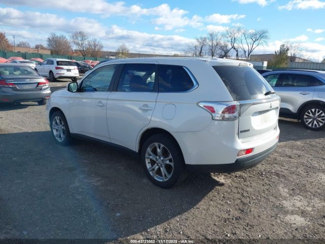 2014 MITSUBISHI OUTLANDER JA4JZ4AX2EZ003234 Photo 2