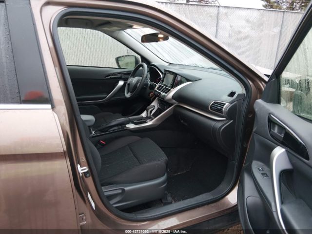 2018 MITSUBISHI ECLIPSE CROSS JA4AT3AAXJZ065191 Photo 4