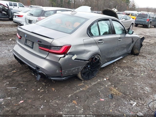 2022 BMW M3 WBS43AY03NFL80967 Photo 3
