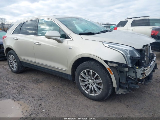 2017 CADILLAC XT5 1GYKNDRS3HZ136002 Photo 0