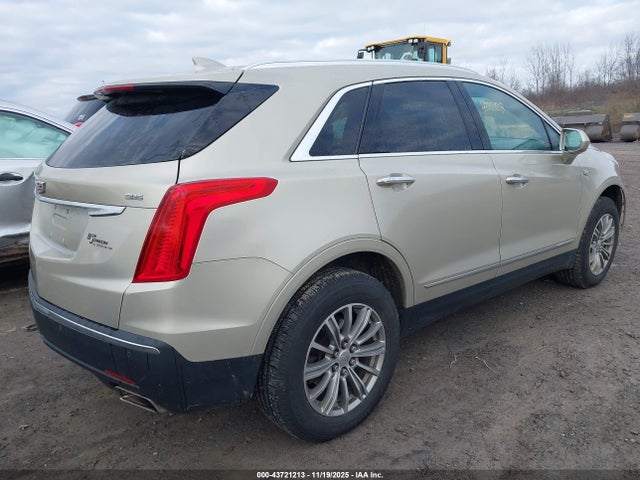 2017 CADILLAC XT5 1GYKNDRS3HZ136002 Photo 3