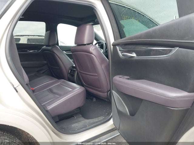 2017 CADILLAC XT5 1GYKNDRS3HZ136002 Photo 7
