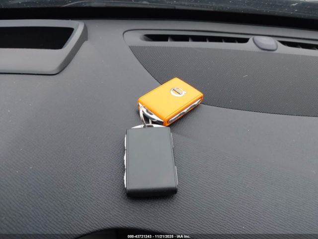 2021 VOLVO XC90 YV4A221K7M1693821 Photo 10