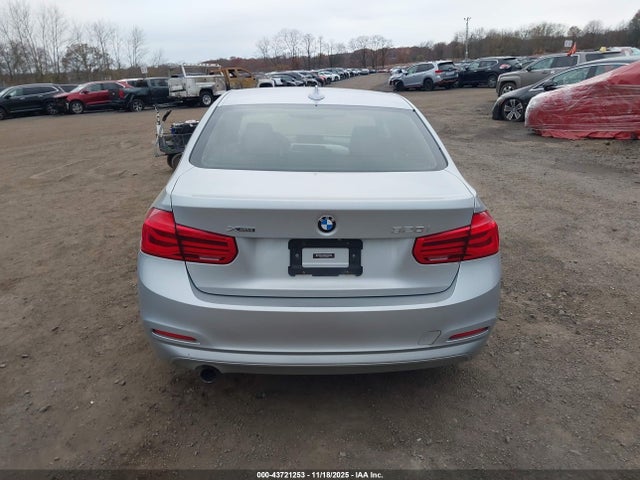 Продаж на аукціоні авто 2018 Bmw 320i Xdrive, vin: WBA8A3C53JA488698, номер лоту: 43721253