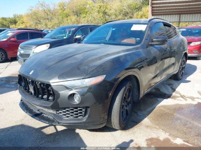 2017 MASERATI LEVANTE ZN661XUS3HX226921 Photo 1