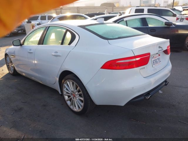 2018 JAGUAR XE SAJAH4EV2JCP17140 Photo 2