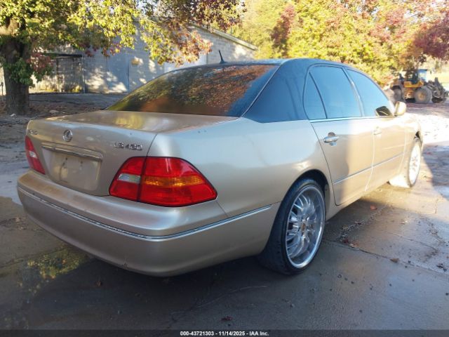 2001 LEXUS LS 430 JTHBN30F110043259 Photo 3
