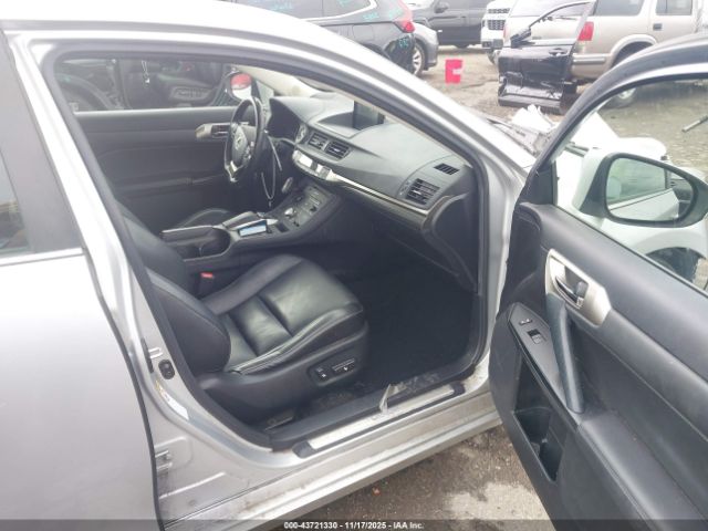 2016 LEXUS CT 200H JTHKD5BH7G2261412 Photo 4