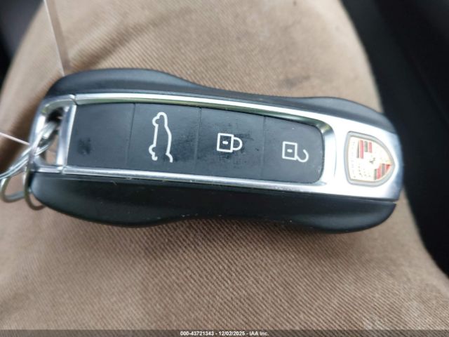 2021 PORSCHE CAYENNE WP1AG2AY8MDA33941 Photo 10