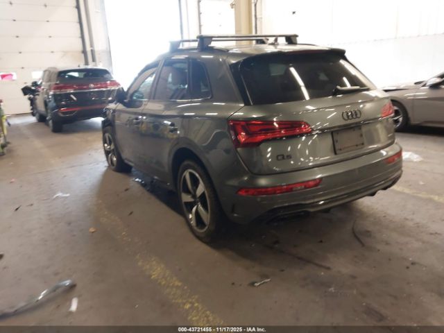 2022 AUDI Q5 WA1EAAFY4N2079653 Photo 2