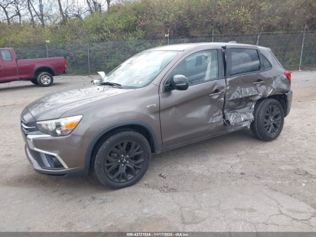 2018 MITSUBISHI OUTLANDER SPORT JA4AR3AU5JU003588 Photo 1