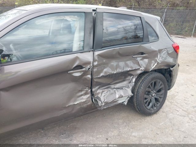 2018 MITSUBISHI OUTLANDER SPORT JA4AR3AU5JU003588 Photo 5