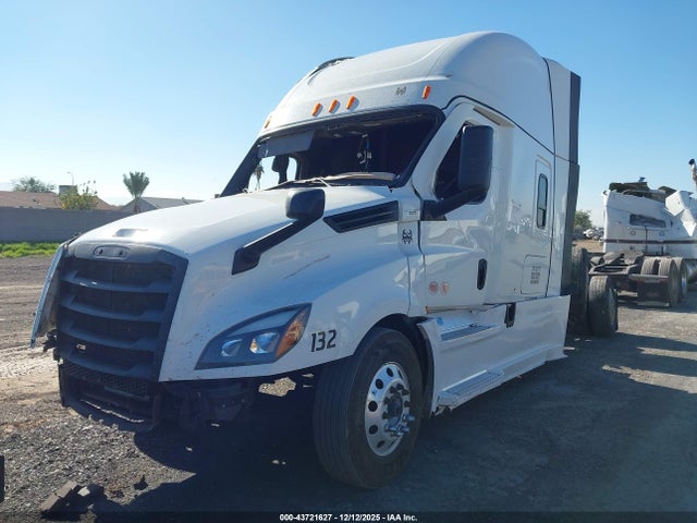 3AKJHHDR1SSVW9636 Freightliner Cascadia 1
