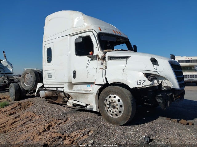 3AKJHHDR1SSVW9636 Freightliner Cascadia 1