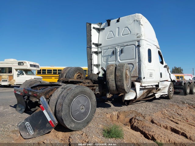 3AKJHHDR1SSVW9636 Freightliner Cascadia 1