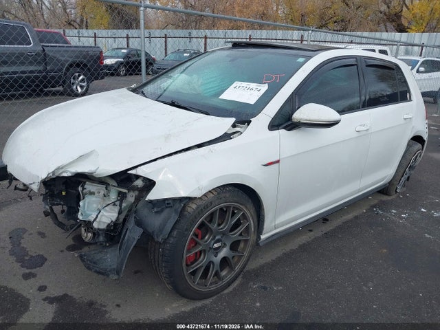 2016 VOLKSWAGEN GOLF GTI 3VW447AUXGM016422 Photo 1