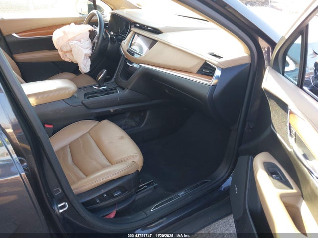 2017 CADILLAC XT5 1GYKNFRS7HZ192746 Photo 4