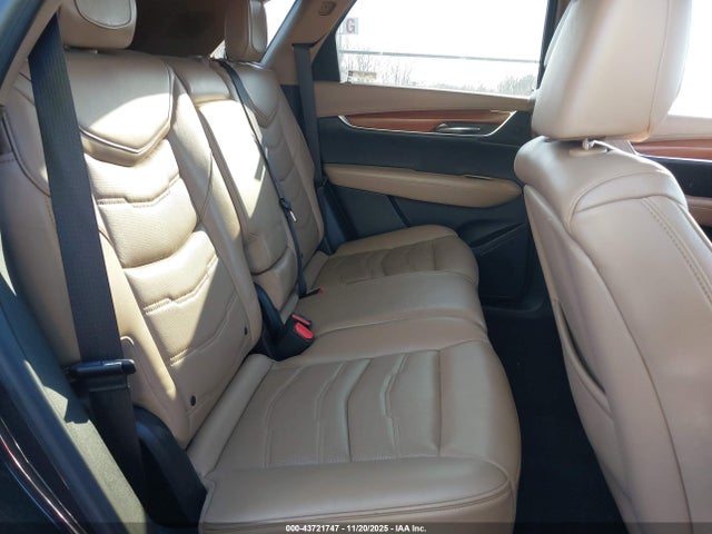 2017 CADILLAC XT5 1GYKNFRS7HZ192746 Photo 7