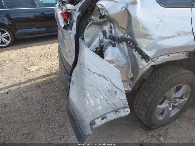 2022 TOYOTA RAV4 HYBRID 4T3RWRFV3NU059432 Photo 5