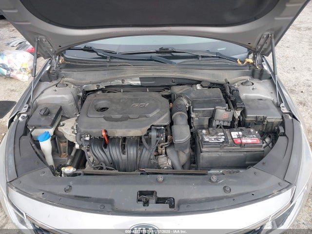 5XXGU4L39GG090581 KIA OPTIMA EX