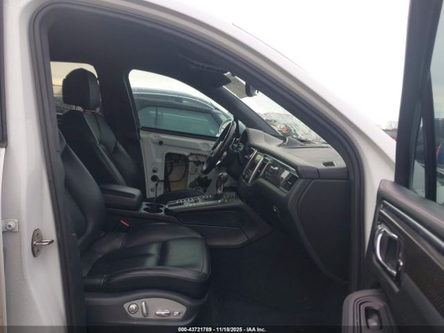 2015 PORSCHE MACAN WP1AF2A57FLB96517 Photo 4