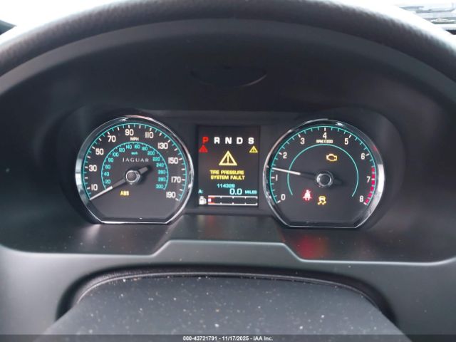 2013 JAGUAR XF SAJWA0ES1DPU00567 Photo 6
