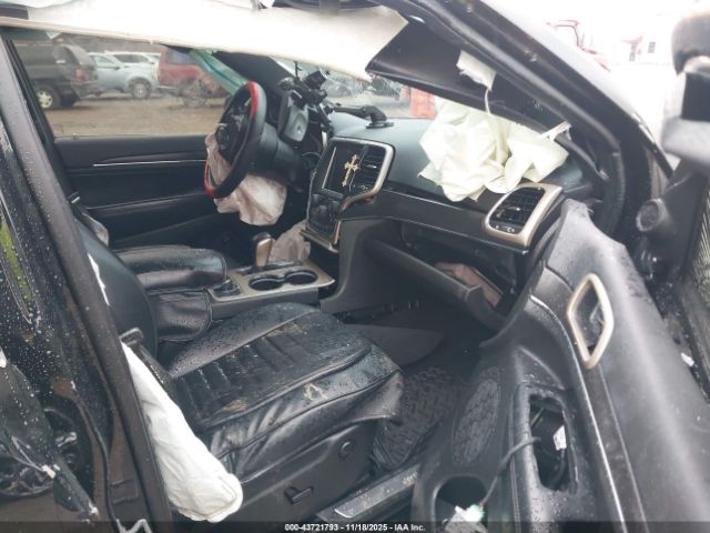 2017 JEEP GRAND CHEROKEE 1C4RJFBG1HC656929 Photo 4