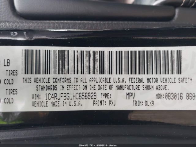 2017 JEEP GRAND CHEROKEE 1C4RJFBG1HC656929 Photo 8