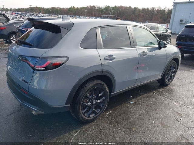 2024 HONDA HR-V 3CZRZ2H52RM714127 Photo 3