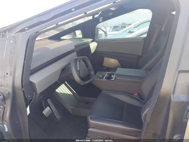 2025 TESLA CYBERTRUCK 7G2CEHED1SA069576 Photo 4