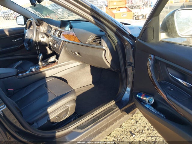 2015 BMW 320I WBA3C3C55FP664188 Photo 4