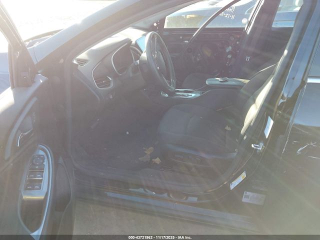 2024 CHEVROLET MALIBU 1G1ZD5ST1RF132039 Photo 4