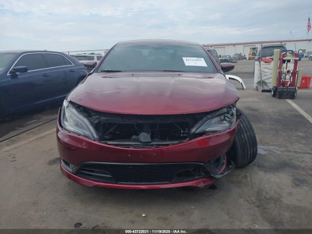 43722021 :رقم المزاد ، 1C3CCCBB0FN587952 vin ، 2015 Chrysler 200 S مزاد بيع