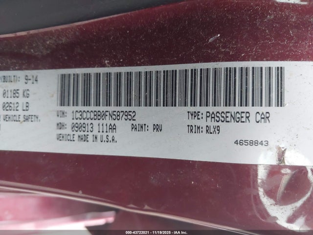 43722021 :رقم المزاد ، 1C3CCCBB0FN587952 vin ، 2015 Chrysler 200 S مزاد بيع