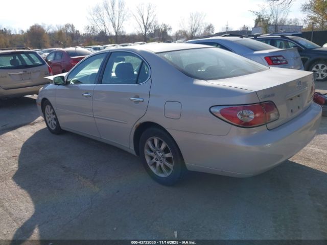 2002 LEXUS ES 300 JTHBF30G020083937 Photo 2