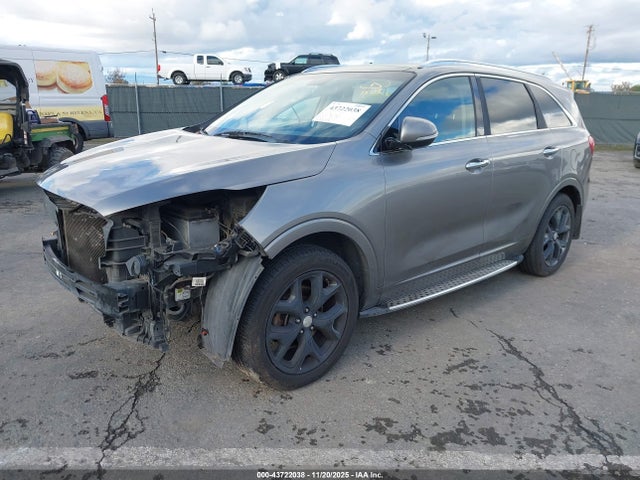 2016 KIA SORENTO 5XYPK4A56GG112574 Photo 1