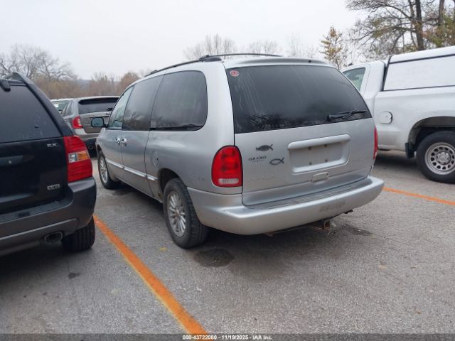 2000 CHRYSLER TOWN & COUNTRY 1C4GP44GXYB525141 Photo 2