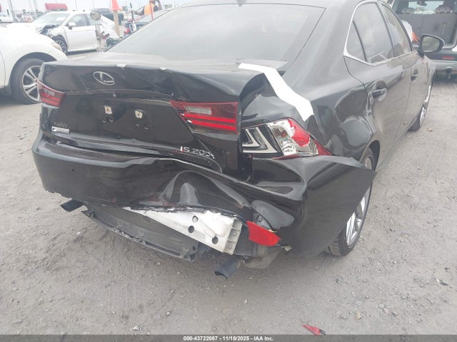Aukcja sprzedaży 2016 Lexus Is 200t, vin: JTHBA1D28G5032987, numer aukcji: 43722087