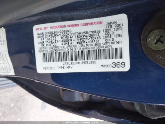 2001 MITSUBISHI MONTERO SPORT JA4LS21H01P051380 Photo 8