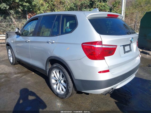 2013 BMW X3 5UXWX9C57D0A28595 Photo 2