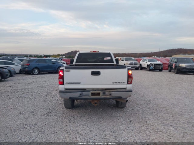 2004 Chevrolet Silverado 2500hd Ls მანქანა იყიდება აუქციონზე, vin: 1GCHK29164E116896, აუქციონის ნომერი: 43722138