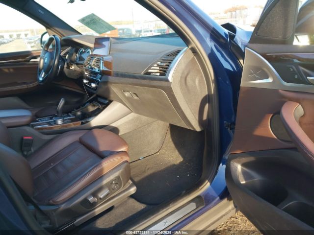 2019 BMW X3 5UXTR9C53KLP83572 Photo 4