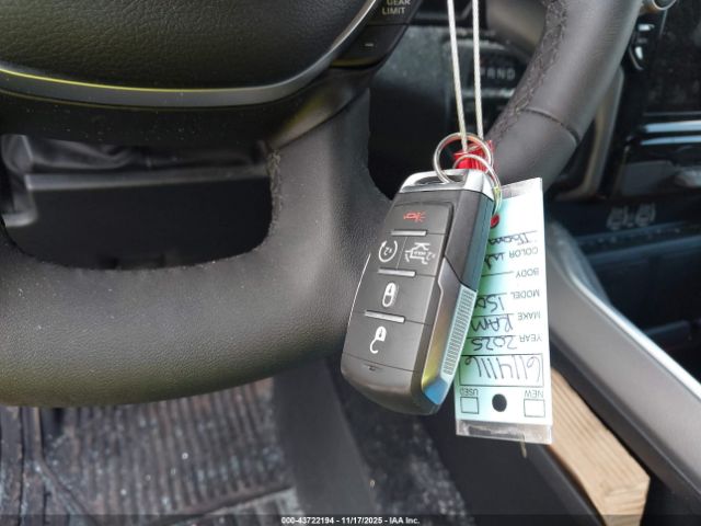 2025 RAM 1500 1C6SRFFPXSN523724 Photo 10
