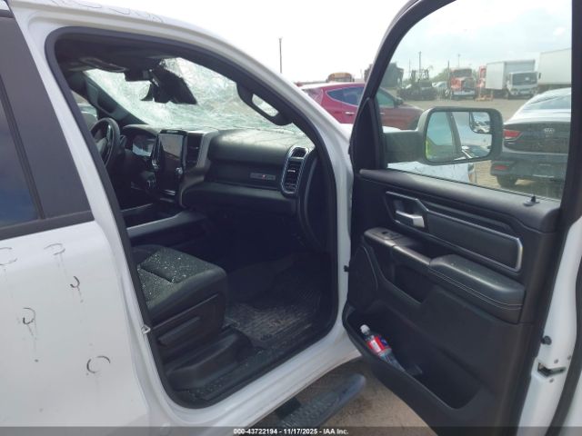 2025 RAM 1500 1C6SRFFPXSN523724 Photo 4