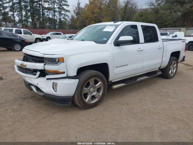 2018 CHEVROLET SILVERADO 1500 3GCUKREC9JG631961 Photo 1